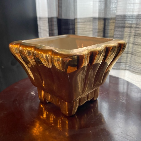 Vintage metallic gold planter